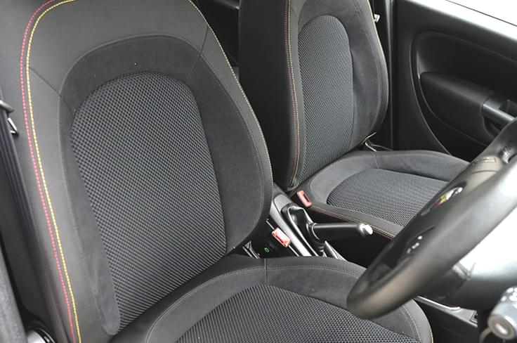 The interior retains the all-black theme from the Punto Evo 90HP but uses different seat fabrics and gets red and yellow contrast stitching. The interior retains the all-black theme from the Punto Evo 90HP but uses different seat fabrics and gets red and yellow contrast stitching.